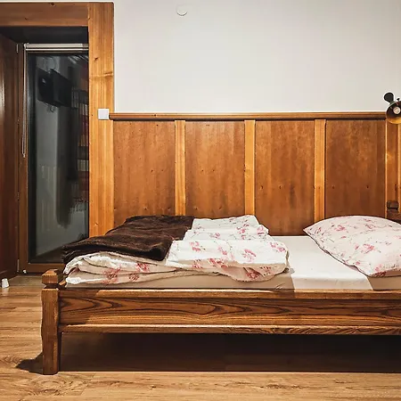 Apartment Gosciniec Na Rowni